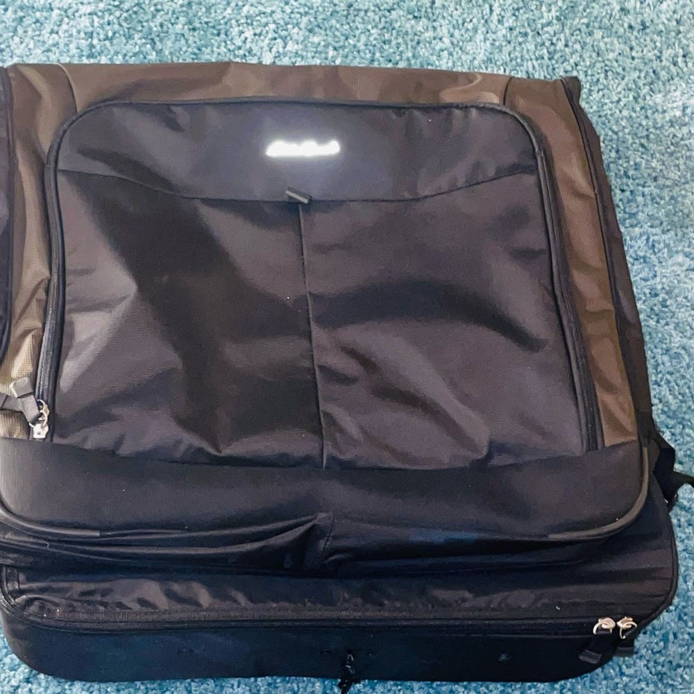 Eddie Bauer Garment Bag Hanging Suitcase Nylon Blue Luggage Shoulder Strap Bag